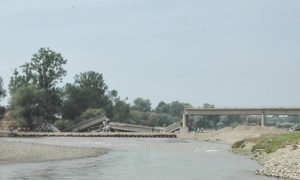 pilonii-podului-de-la-milisauti-au-fost-detonati-1